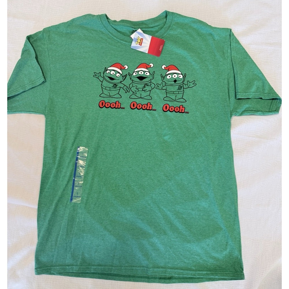 Disney Pixar Toy Story 4 Aliens Christmas T-Shirt Santa Hats Unisex Size L NWT